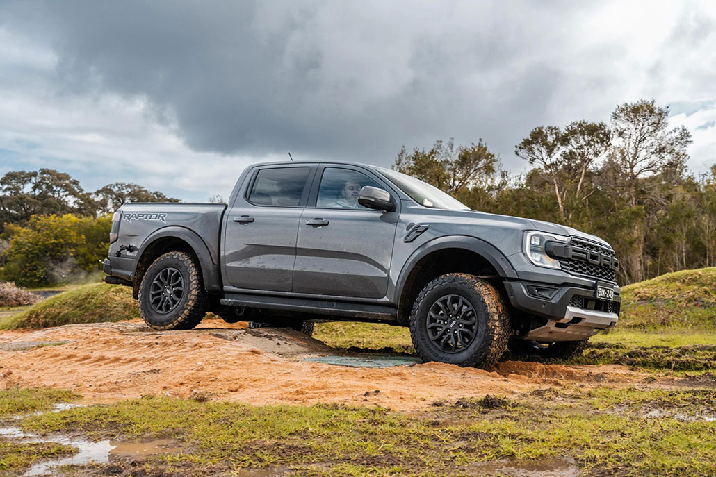 Ranger Raptor galería 2